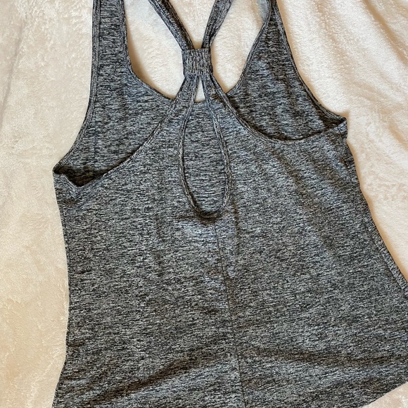 Workout tank - Picture 3 of 3